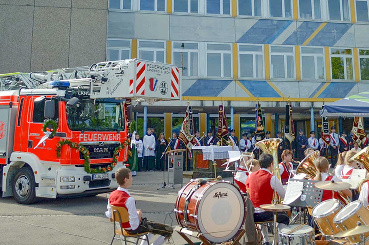 2019.06.02_Musikverein-Langweid_Fahrzeugweihe-Langweid_01_Titel_1280x853px.jpg