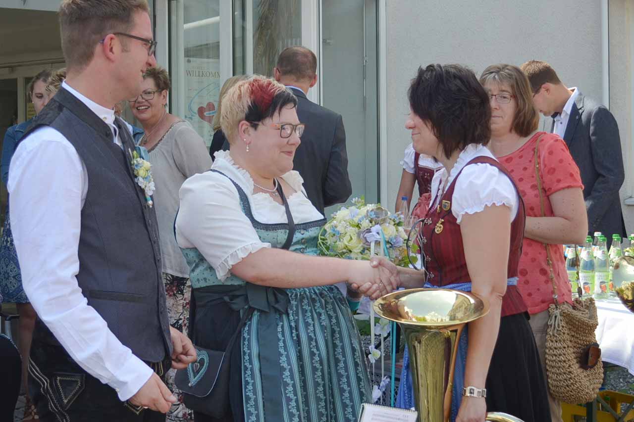 06_Musikverein-Langweid_Musikerhochzeit-2018_01_Titel_1280x853px.jpg